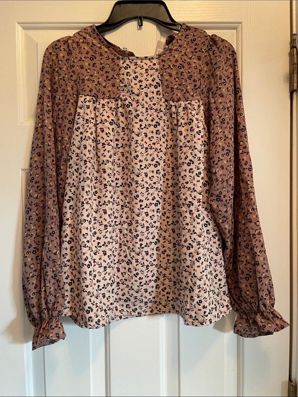 ANDREE BY UNIT Two-Tone Floral Patchwork Blouse - Mauve & Blush